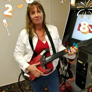 Meet your Posher, Lori